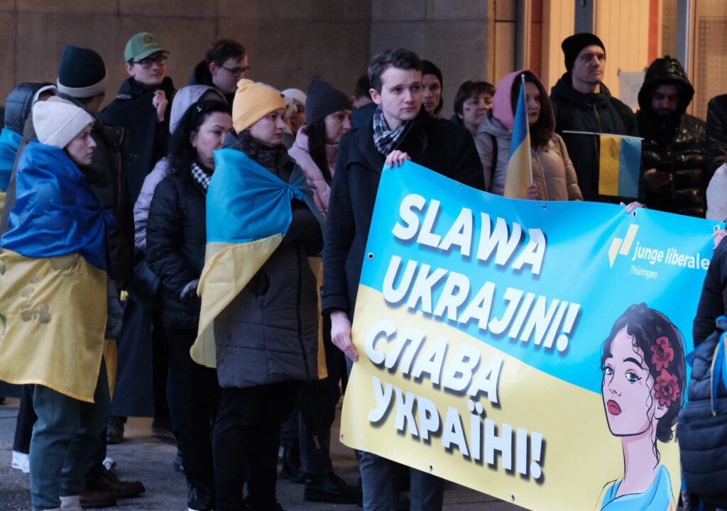 Junge Liberale Thüringen setzen Zeichen für die Ukraine und kritisieren Linkspartei